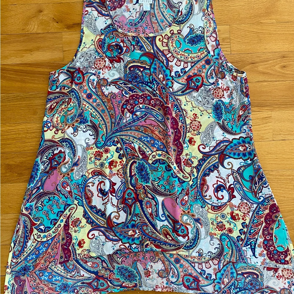 VIBRANT COLOR TANK!